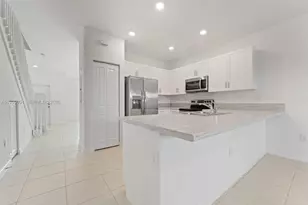1705 SE 27th Rd, Homestead, FL 33035 - Photo 9