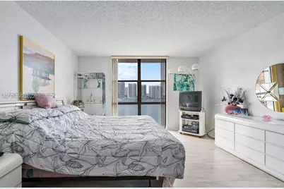 17500 N Bay Rd #S707, Sunny Isles Beach, FL 33160 - Photo 9