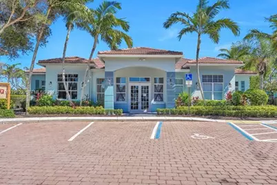 1942 Alamanda Way, Riviera Beach, FL 33404 - Photo 1