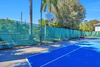 1942 Alamanda Way, Riviera Beach, FL 33404 - Photo 7