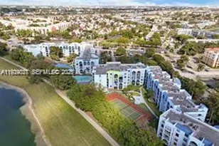 9440 Fontainebleau Blvd, Miami, FL 33172 - Photo 3