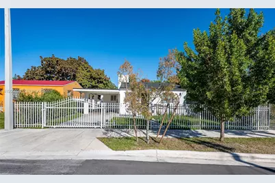 3077 SW 5th St, Miami, FL 33135 - Photo 3