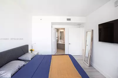 121 NE 34th St #2616, Miami, FL 33137 - Photo 15