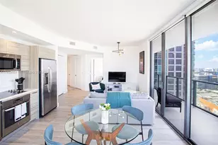 121 NE 34th St, Miami, FL 33137 - Photo 5