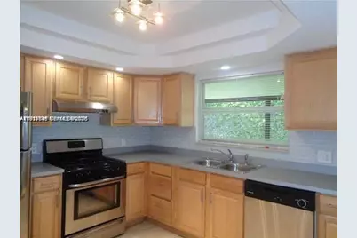 11511 NW 33rd St #11511, Sunrise, FL 33323 - Photo 3