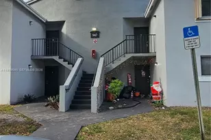 947 Lake Terry Dr, West Palm Beach, FL 33411 - Photo 9