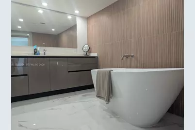 19707 Turnberry Way #20L, Aventura, FL 33180 - Photo 17