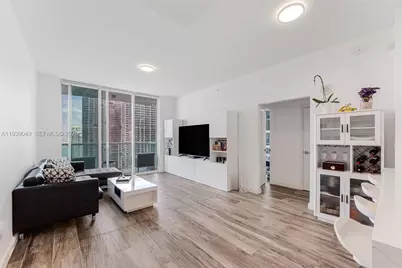 31 SE 5th St #3918, Miami, FL 33131 - Photo 7