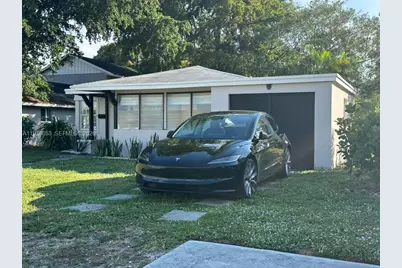 404 SE 14th St, Fort Lauderdale, FL 33316 - Photo 3