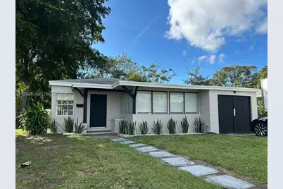 404 SE 14th St, Fort Lauderdale, FL 33316 - Photo 1