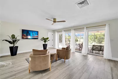 5706 Guava Dr, Tamarac, FL 33319 - Photo 7