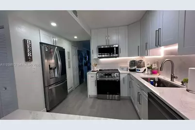 7360 W 29th Ave #7360, Hialeah, FL 33018 - Photo 5