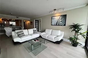 555 NE 15th St, Miami, FL 33132 - Photo 7