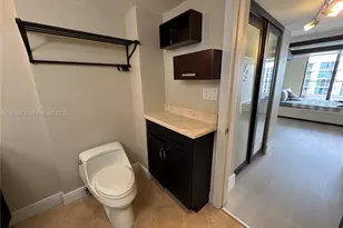 555 NE 15th St, Miami, FL 33132 - Photo 15