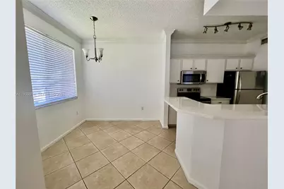 1000 Scotia Dr #101, Hypoluxo, FL 33462 - Photo 5