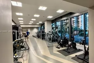 68 SE 6th St, Miami, FL 33131 - Photo 25