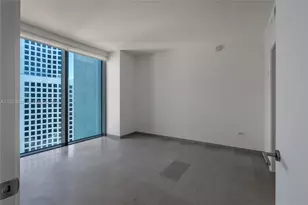 68 SE 6th St, Miami, FL 33131 - Photo 19