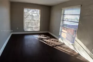 9441 SW 76th St, Miami, FL 33173 - Photo 5