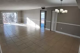 9441 SW 76th St, Miami, FL 33173 - Photo 1