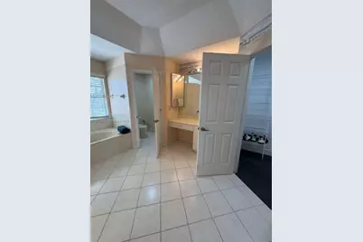 7109 SE Walden Pond Ct, Stuart, FL 34997 - Photo 7