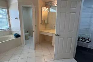 7109 SE Walden Pond Ct, Stuart, FL 34997 - Photo 7