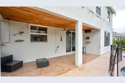 7109 SE Walden Pond Ct, Stuart, FL 34997 - Photo 7