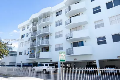 1990 Marseille Dr #405, Miami Beach, FL 33141 - Photo 13