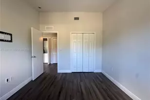 3390 NE 10th St, Homestead, FL 33033 - Photo 13