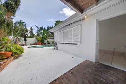 631 NE 56th Ct, Oakland Park, FL 33334 - Photo 23