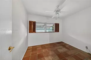 631 NE 56th Ct, Oakland Park, FL 33334 - Photo 15
