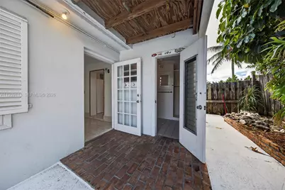 631 NE 56th Ct, Oakland Park, FL 33334 - Photo 21