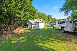 2142 NW 33rd St, Miami, FL 33142 - Photo 7