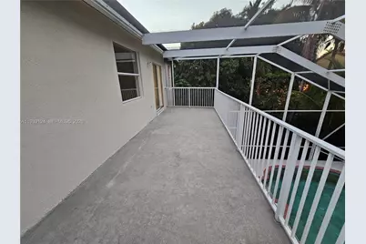 15843 SW 14th Ct, Pembroke Pines, FL 33027 - Photo 63