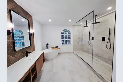 15843 SW 14th Ct, Pembroke Pines, FL 33027 - Photo 5