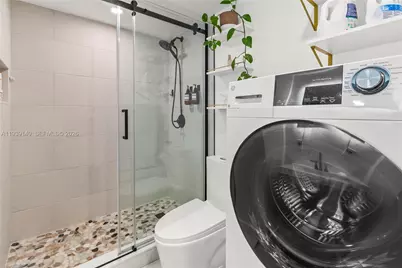 9001 Jacaranda #105, Plantation, FL 33324 - Photo 29