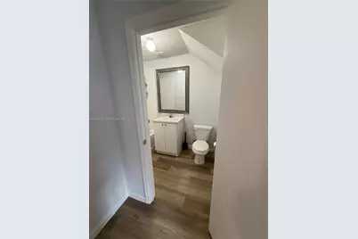 582 SW 2nd Pl, Florida City, FL 33034 - Photo 7