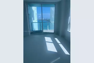 1900 N Bayshore Dr #3505, Miami, FL 33132 - Photo 9