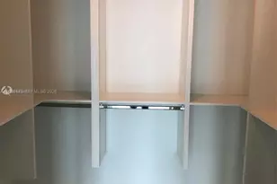 650 NE 32nd St, Miami, FL 33137 - Photo 7