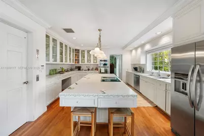 3455 S Moorings Way, Miami, FL 33133 - Photo 19