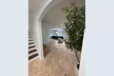 1108 Washington St, Hollywood, FL 33019 - Photo 3