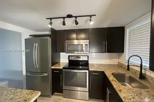 1630 Embassy Dr, West Palm Beach, FL 33401 - Photo 1