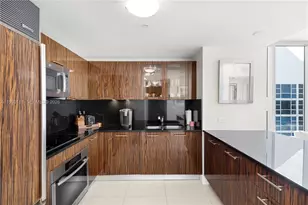 6899 Collins Ave, Miami Beach, FL 33141 - Photo 7