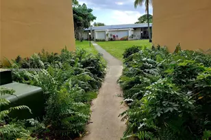 1450 NE 191st St, Miami, FL 33179 - Photo 11