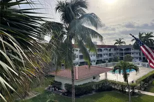 581 Blue Heron Dr, Hallandale Beach, FL 33009 - Photo 15