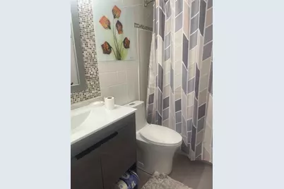 581 Blue Heron Dr #318-B, Hallandale Beach, FL 33009 - Photo 17