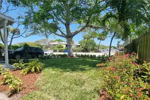 5157 NE 6th Ave, Oakland Park, FL 33334 - Photo 1