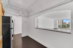 19390 Collins Av, Sunny Isles Beach, FL 33160 - Photo 7