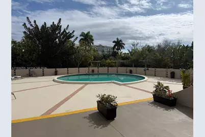 2425 Presidential Way #703, West Palm Beach, FL 33401 - Photo 15