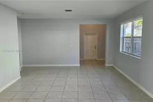 1433 SE 27th Terrace, Homestead, FL 33035 - Photo 5