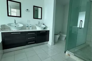 2950 NE 188th St, Aventura, FL 33180 - Photo 21